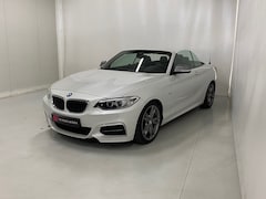 BMW 2-serie Cabrio - M235i High Executive Harman Kardon Camera Leer Stoel + Memory