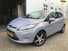 Ford Fiesta - 1.4 Titanium Airco LMV NAP Dealeronderhouden