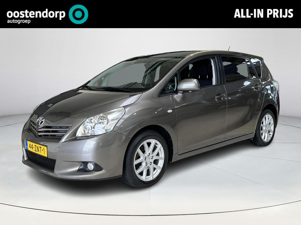 Toyota Verso - 1.8 VVT-i Business Titanium 7p. | All-in prijs | Camera achter | Trekhaak - AutoWereld.nl