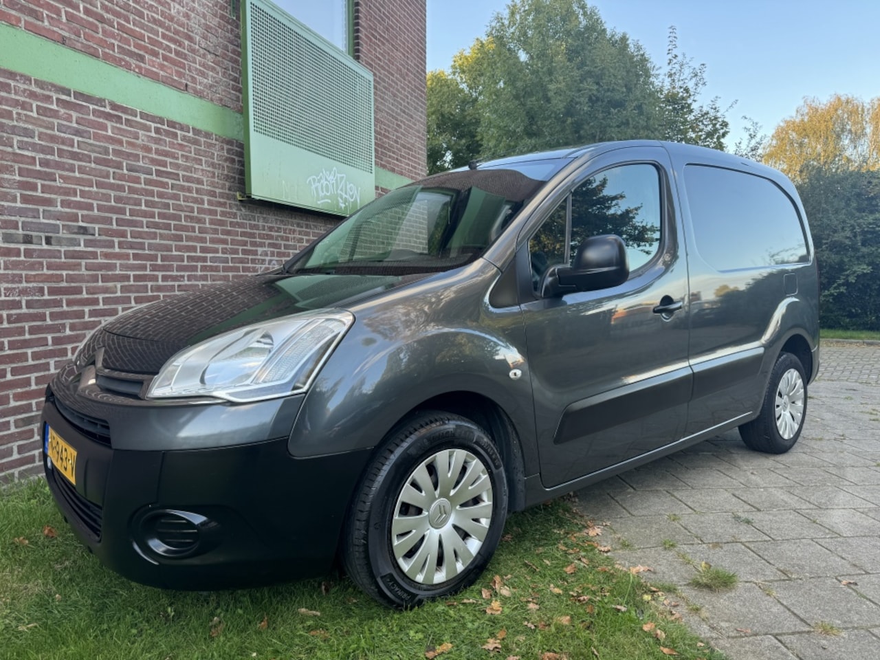 Citroën Berlingo - 1.6 HDI 500 Club Ec. Airco|3-zits|Schuifdeur|Nap - AutoWereld.nl