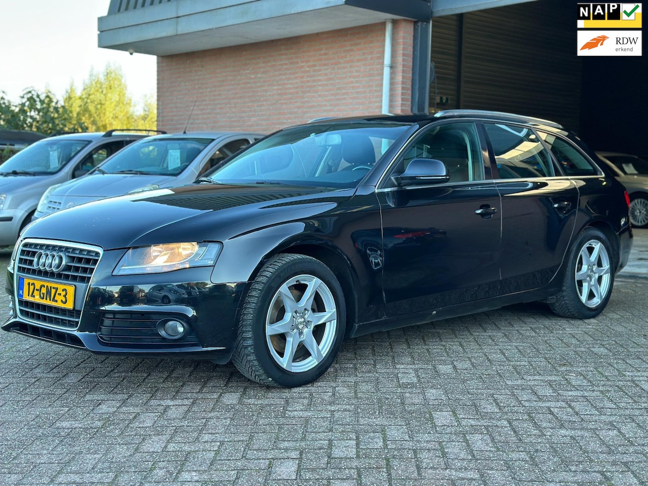 Audi A4 Avant - 1.8 TFSI Pro Line APK, AIRCO, PDC, TREKHAAK!! - AutoWereld.nl