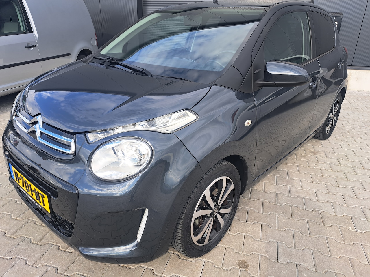 Citroën C1 - 1.0 VTi Airscape Shine - AutoWereld.nl