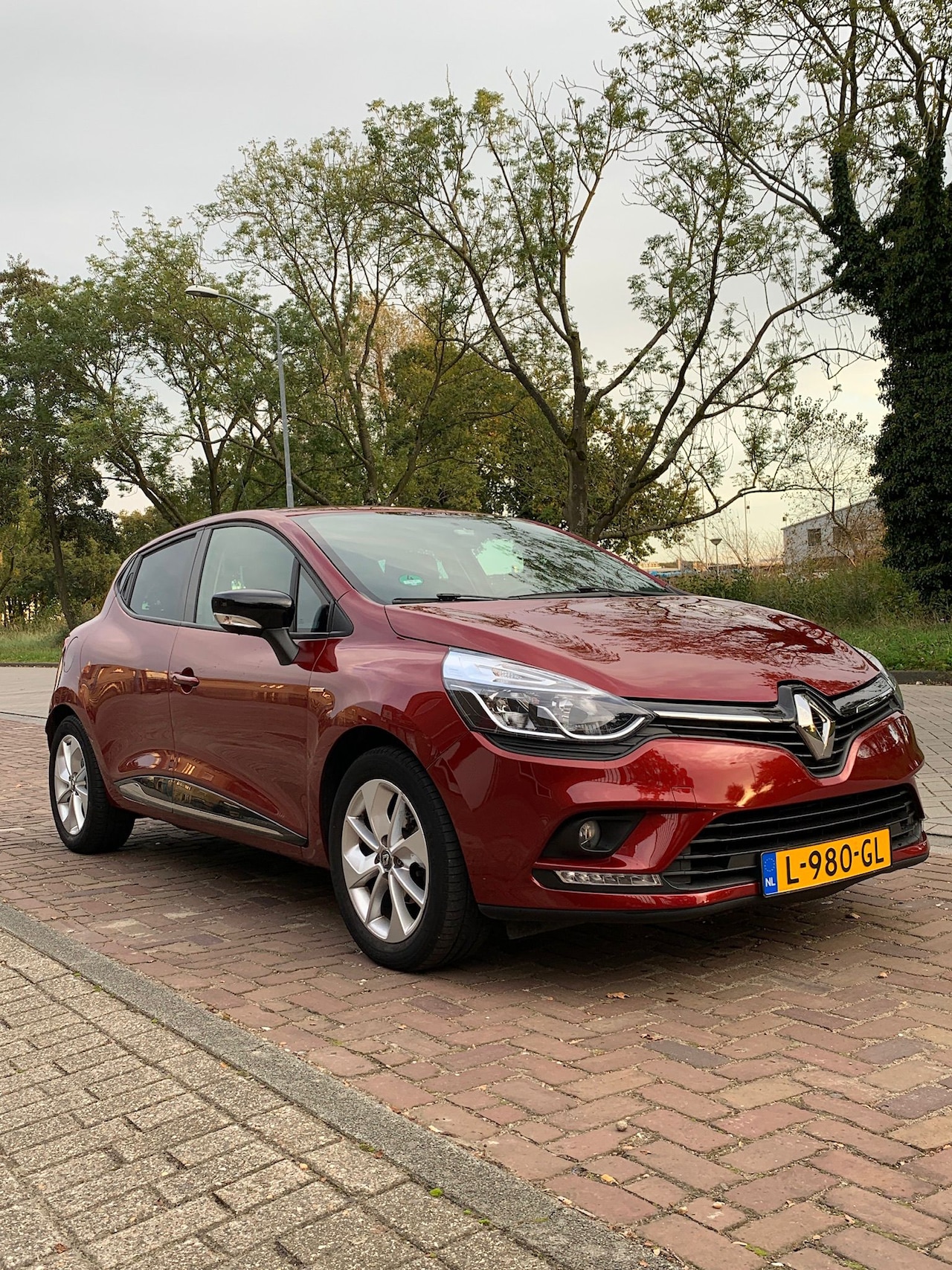 Renault Clio - 0.9 TCe Ecoleader Limited - AutoWereld.nl