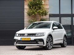 Volkswagen Tiguan - 2.0 TSI 4Motion R-Line Virtual ACC Carplay 20'