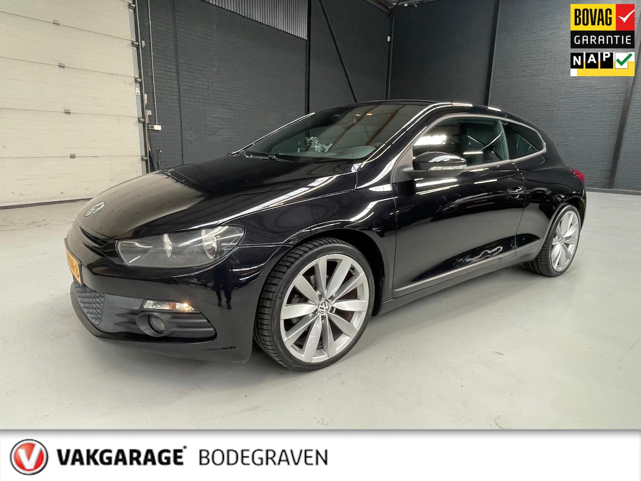 Volkswagen Scirocco - 1.4 TSI Highline Plus / Origineel NL-auto - AutoWereld.nl