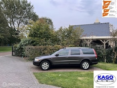 Volvo XC70 - 2.5 T Momentum Bj 2005 Handgeschakeld