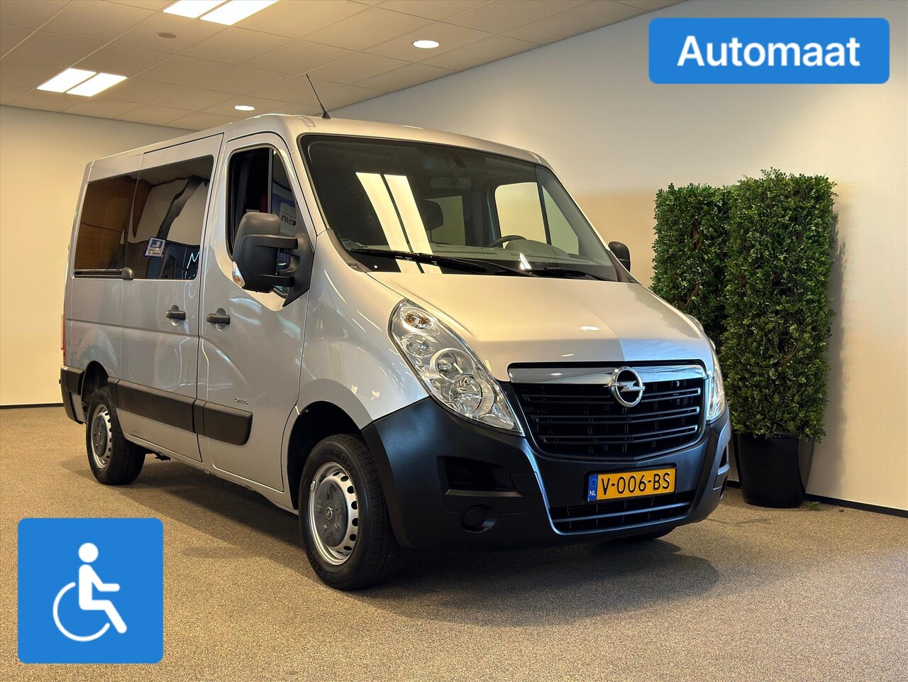 Opel Movano - L1H1 Rolstoelbus Automaat - AutoWereld.nl