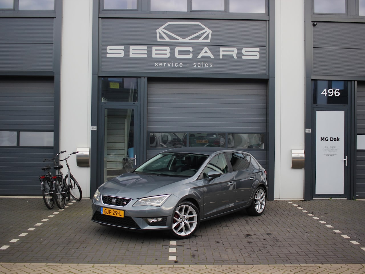 Seat Leon - 1.4 TSI FR 140pk Business LED, NAVI, ALCANTARA, 18 INCH - AutoWereld.nl