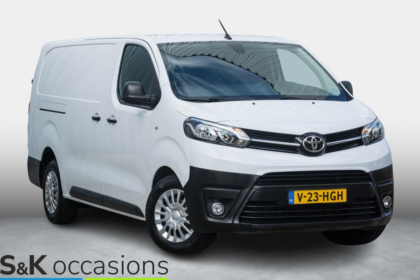 Toyota PROACE Long Worker - 2.0 D-4D L2H1 Airco Cruise PDC AppleCarPlay - AutoWereld.nl