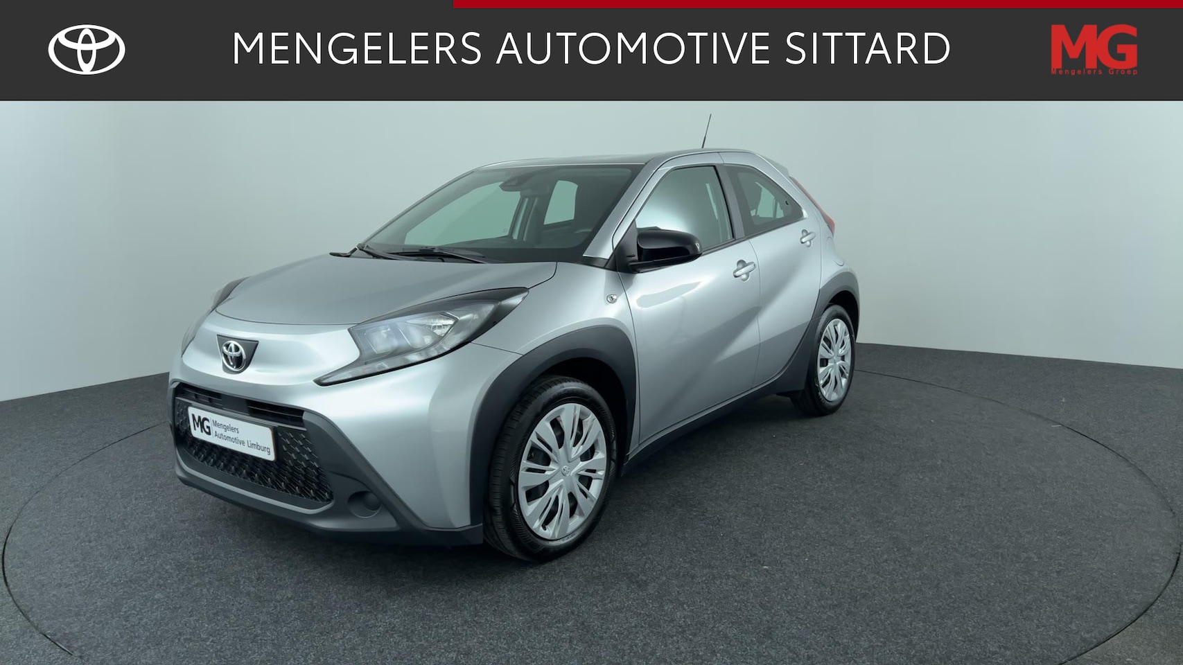 Toyota Aygo X - 1.0 VVT-i MT play 1.0 VVT-i MT play - AutoWereld.nl