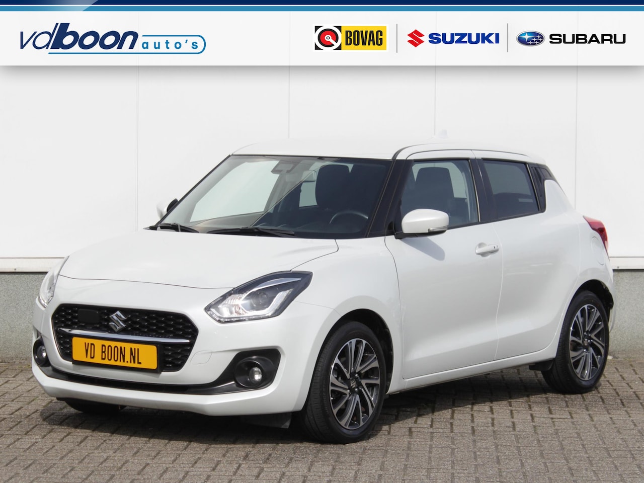 Suzuki Swift - 1.2 Style Smart Hybrid | Navi | Adap. Cruise | Camera | Lm-Velgen - AutoWereld.nl