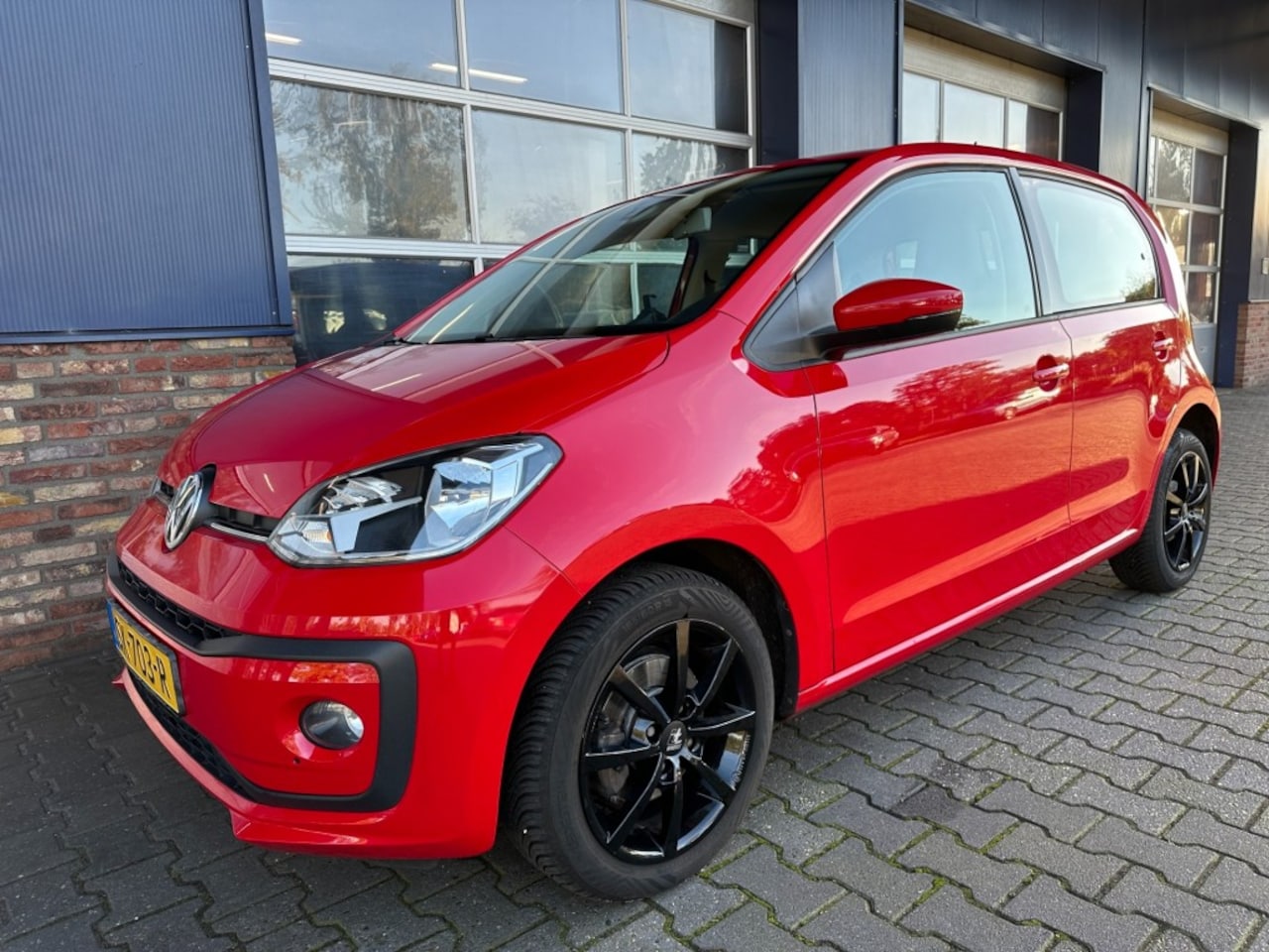 Volkswagen Up! - 1.0 BMT HIGH UP! CLIMA.   ALL.IN. - AutoWereld.nl