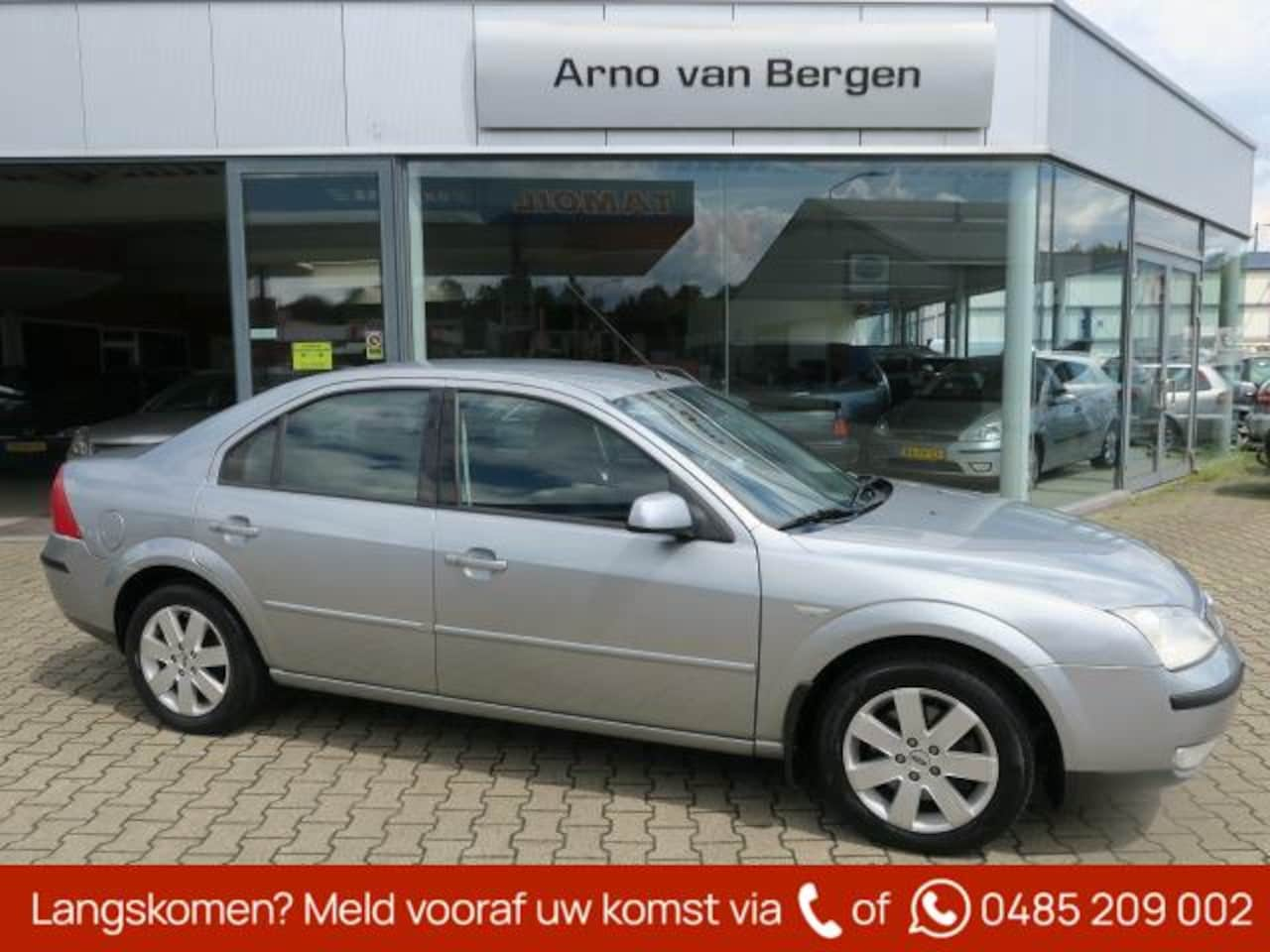 Ford Mondeo - 2.0-16V First Edition 2.0-16V First Edition, clima, cruisecontrol, trekhaak. - AutoWereld.nl