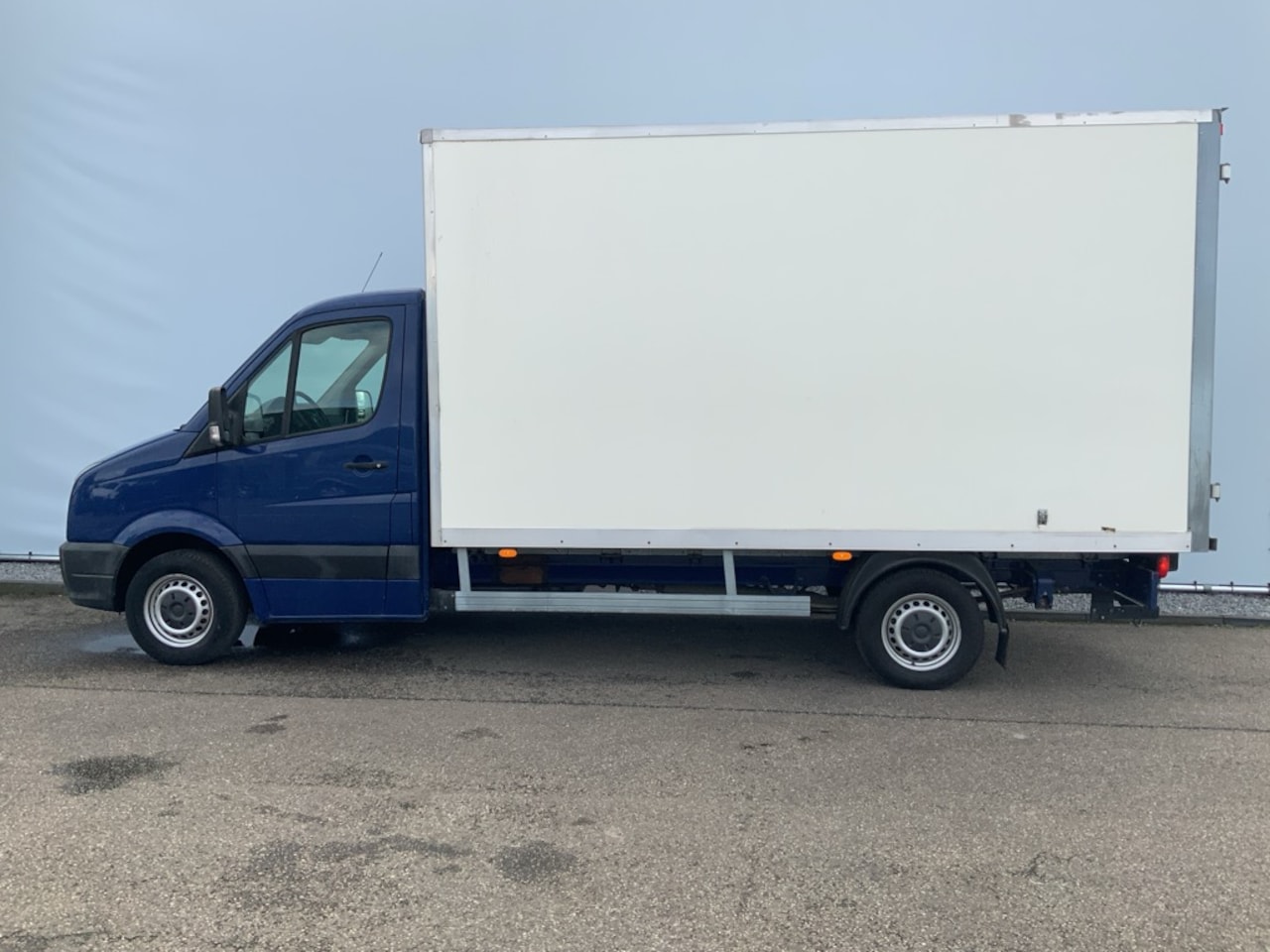 Volkswagen Crafter - 32 2.0 TDI L3H2 Meubel Bak & Deuren Airco Cruise 3Zits Euro 5 Bakmaat Binnen L.430/B.202/H - AutoWereld.nl