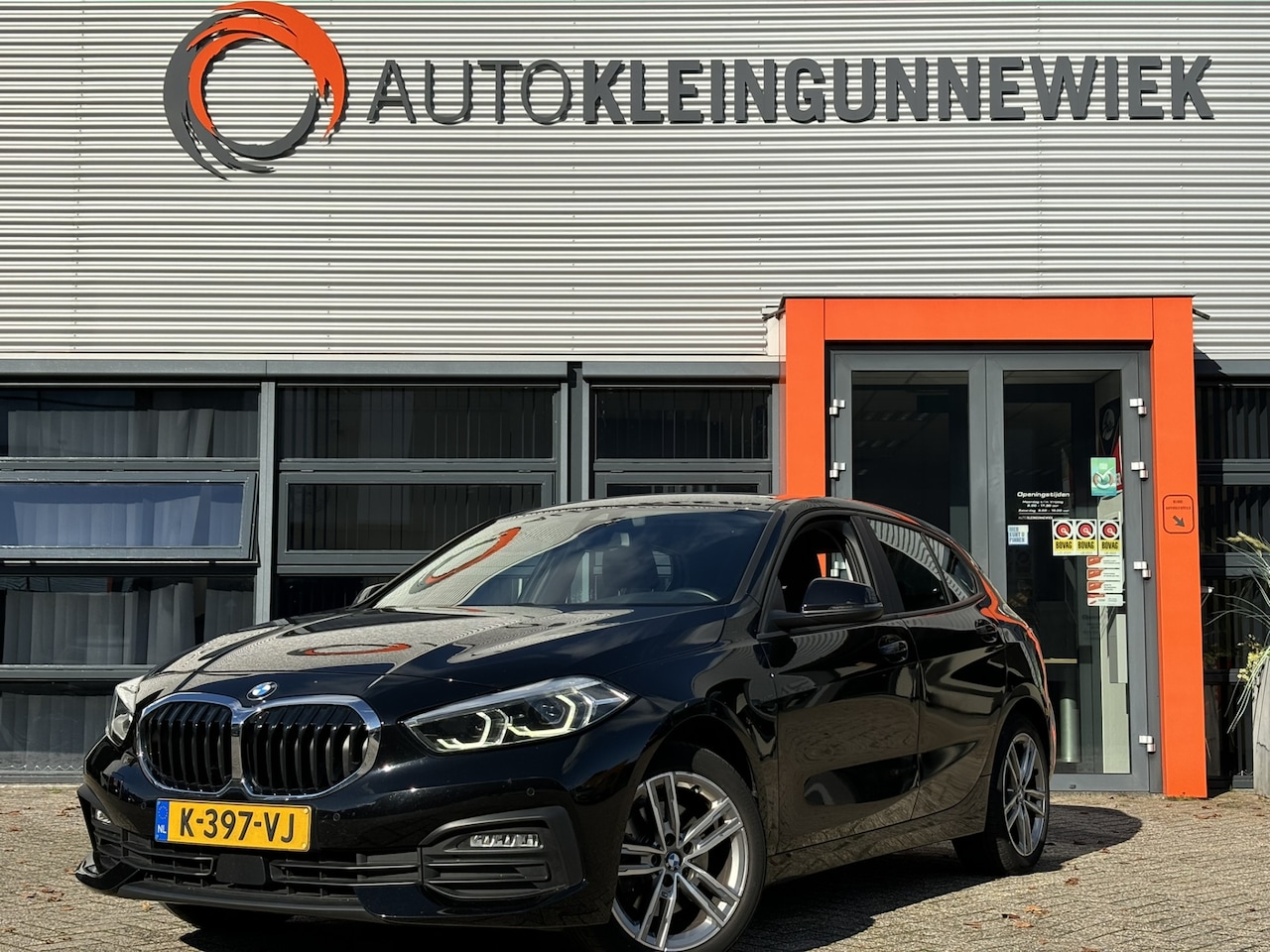 BMW 1-serie - 118i Executive / NL Auto / 1ste Eigenaar / Camera / Navi / - AutoWereld.nl