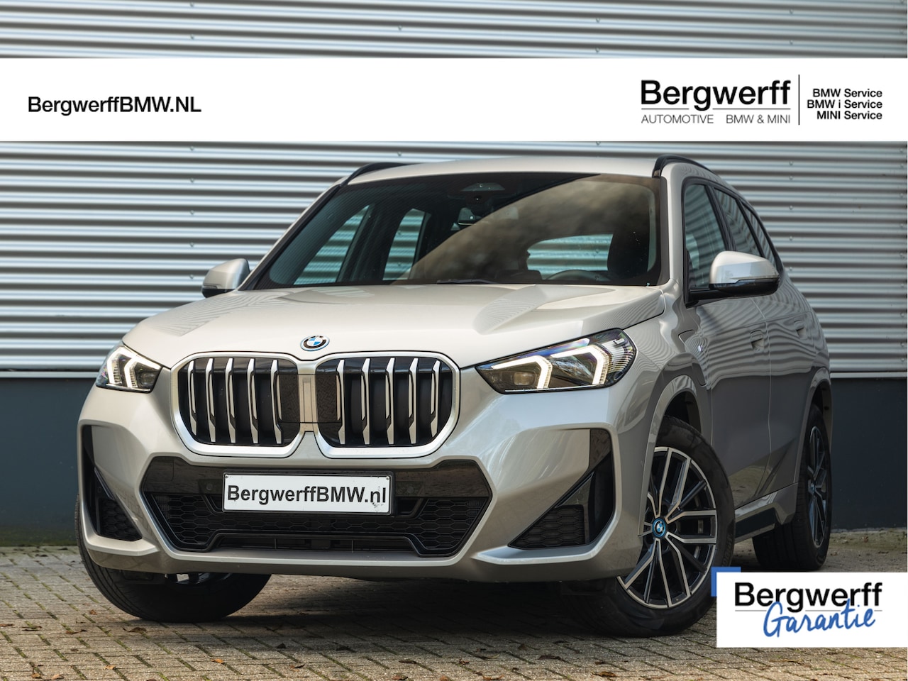 BMW X1 - xDrive25e M-Sport - Adaptive LED - Stoelverwarming - Camera - Parking Ass - AutoWereld.nl