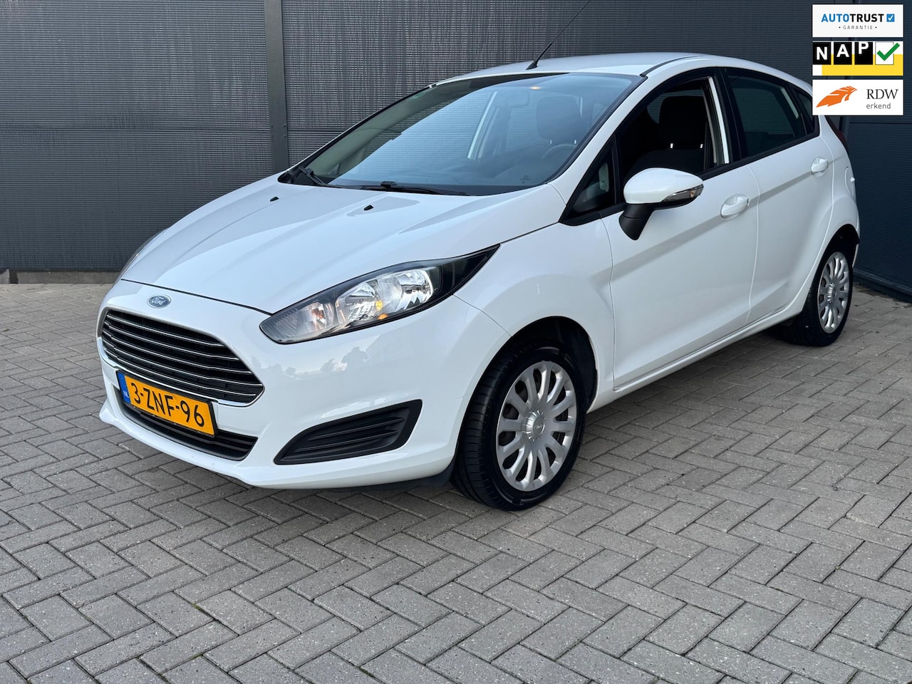 Ford Fiesta - 1.0 Style 5 Deurs / Nap / Navi - AutoWereld.nl