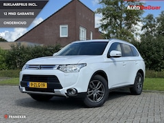 Mitsubishi Outlander - 2.0 Instyle 4WD 7-Persoons | Elektrische achterklep | Parkeersensoren V+A | Schuifdak