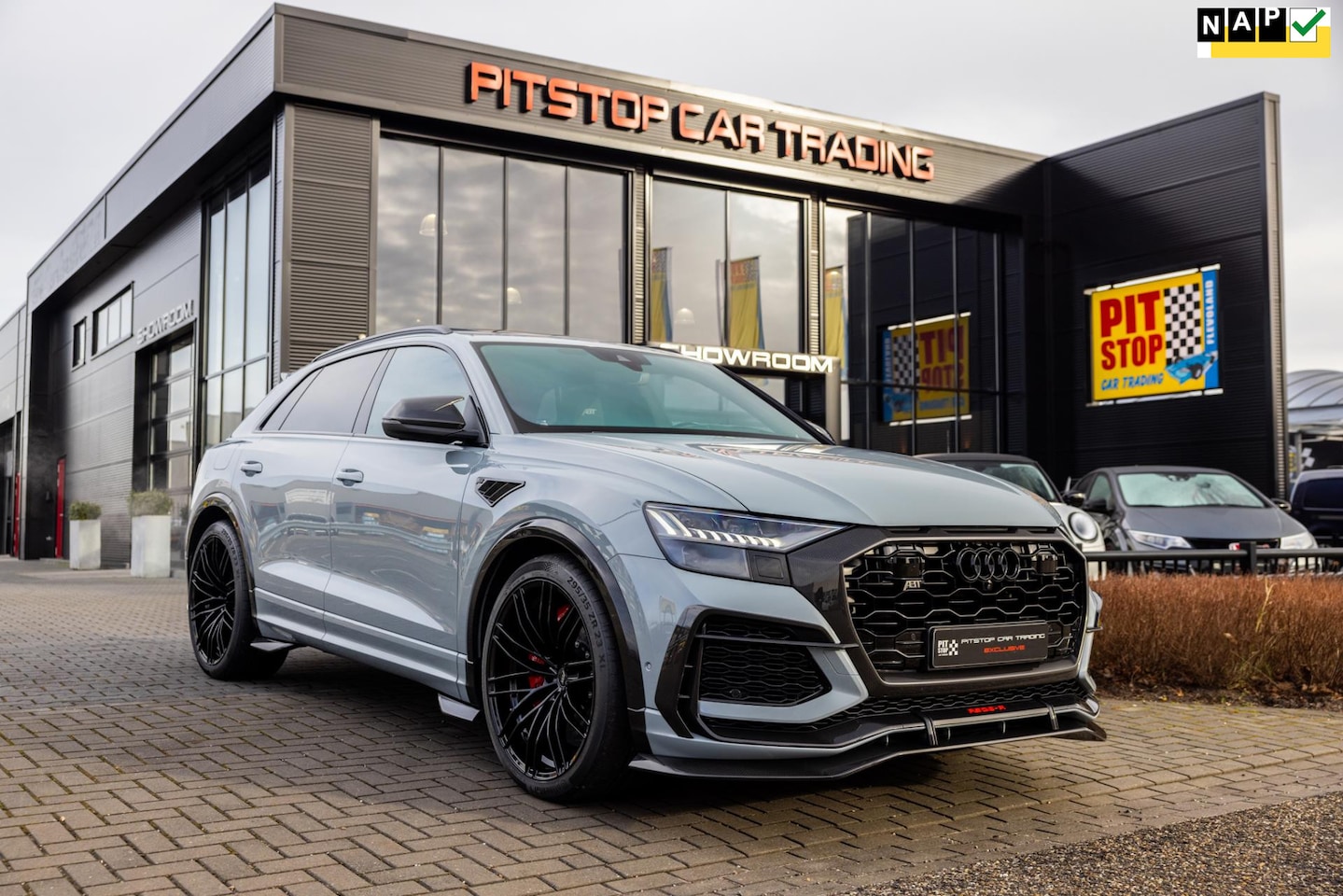 Audi RSQ8 - 4.0 TFSI R quattro ABT 1/125, GARANTIE, 740PK, BTW - AutoWereld.nl