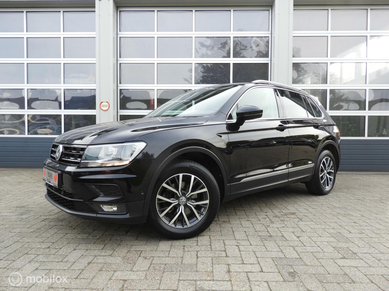 Volkswagen Tiguan - 1.4 TSI 150 PK , Panorama , Leder - AutoWereld.nl