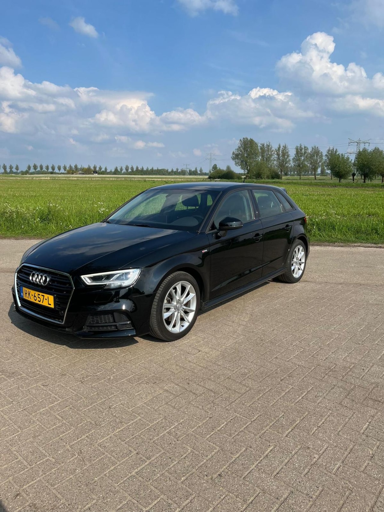 Audi A3 Sportback - 1.0 TFSI Sport S Line Edition - AutoWereld.nl