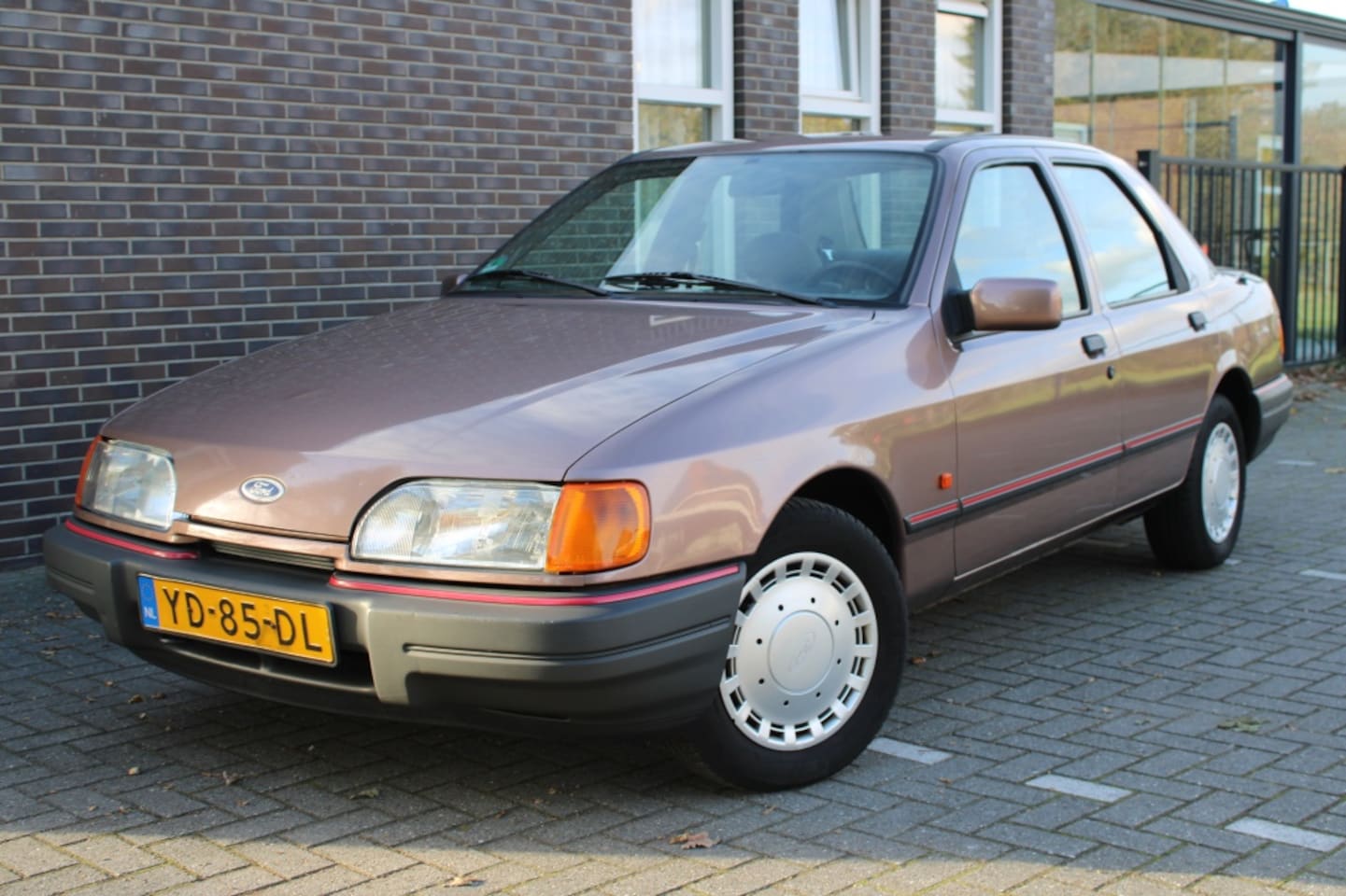 Ford Sierra - 2.0i CL 2.0i CL - AutoWereld.nl