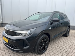 Opel Grandland - 1.2 Turbo GS Line 130 pk Black edition Camera v+a / Navigatie/ Clima