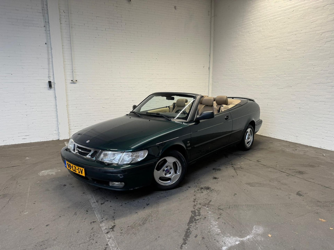 Saab 9-3 Cabrio - 2.0 Turbo SE Stoelverwarming|Climate control|Lederen bekleding - AutoWereld.nl