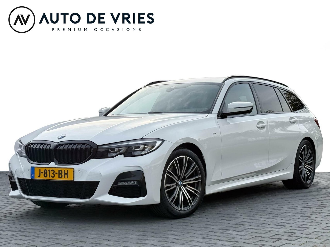 BMW 3-serie Touring - 318i M-Sport Executive Edition | Full LED | Sporstoelen | Blackline | Trekhaak - AutoWereld.nl