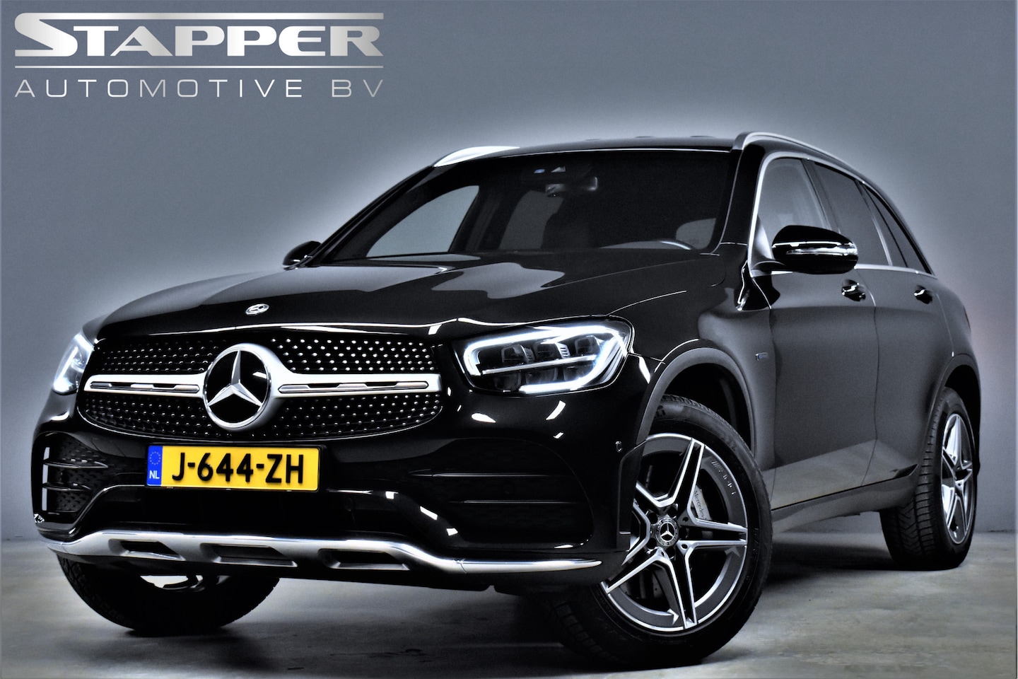 Mercedes-Benz GLC-klasse - 300e 4MATIC 320pk AMG-Line Virtual/Carplay/Camera/Alcantara/Leer/Navi/Led/Stoelverw./Lmv19 - AutoWereld.nl