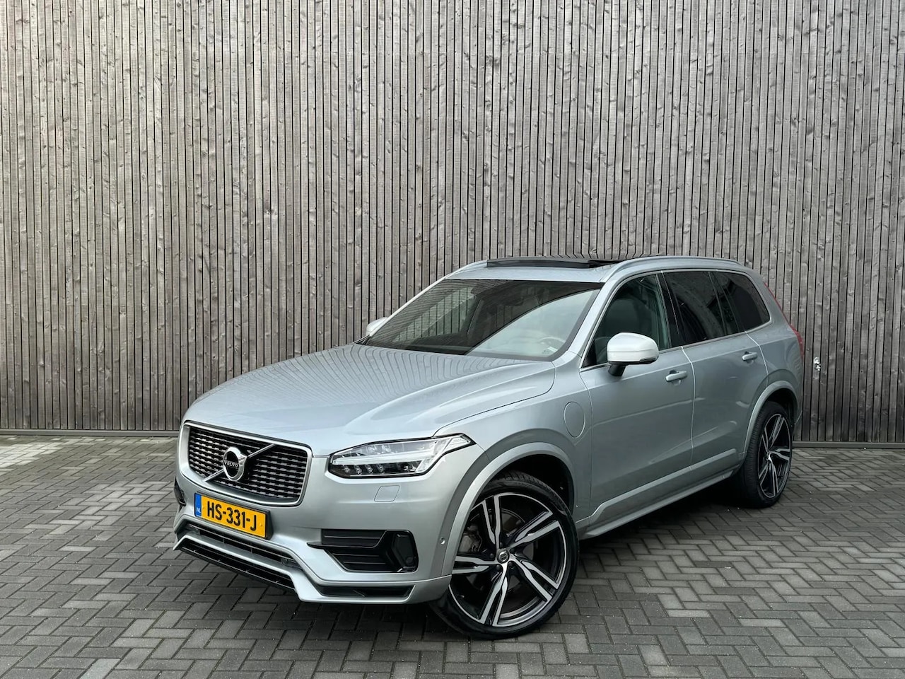 Volvo XC90 - 2.0 T8 R-Design Origineel NL Auto 50% WB - AutoWereld.nl