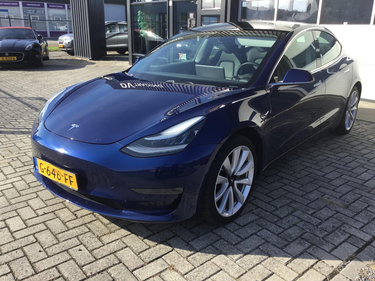 Tesla Model 3 - Long Range RWD Long Range AWD 75 kWh - AutoWereld.nl