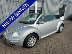 Volkswagen New Beetle Cabriolet - 1.4-16V Trendline