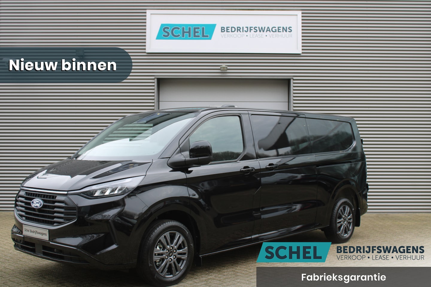 Ford Transit Custom - 320 2.0 TDCI L2H1 Limited 170pk - 2x Schuifdeur - Adaptive Cruise - Verwarmd stuur - Blind - AutoWereld.nl