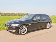 BMW 5-serie Touring - 535i High Executive F11 306 pk Comfortstoelen Navi Trekhaak Xenon HUD HoogglansShadowline