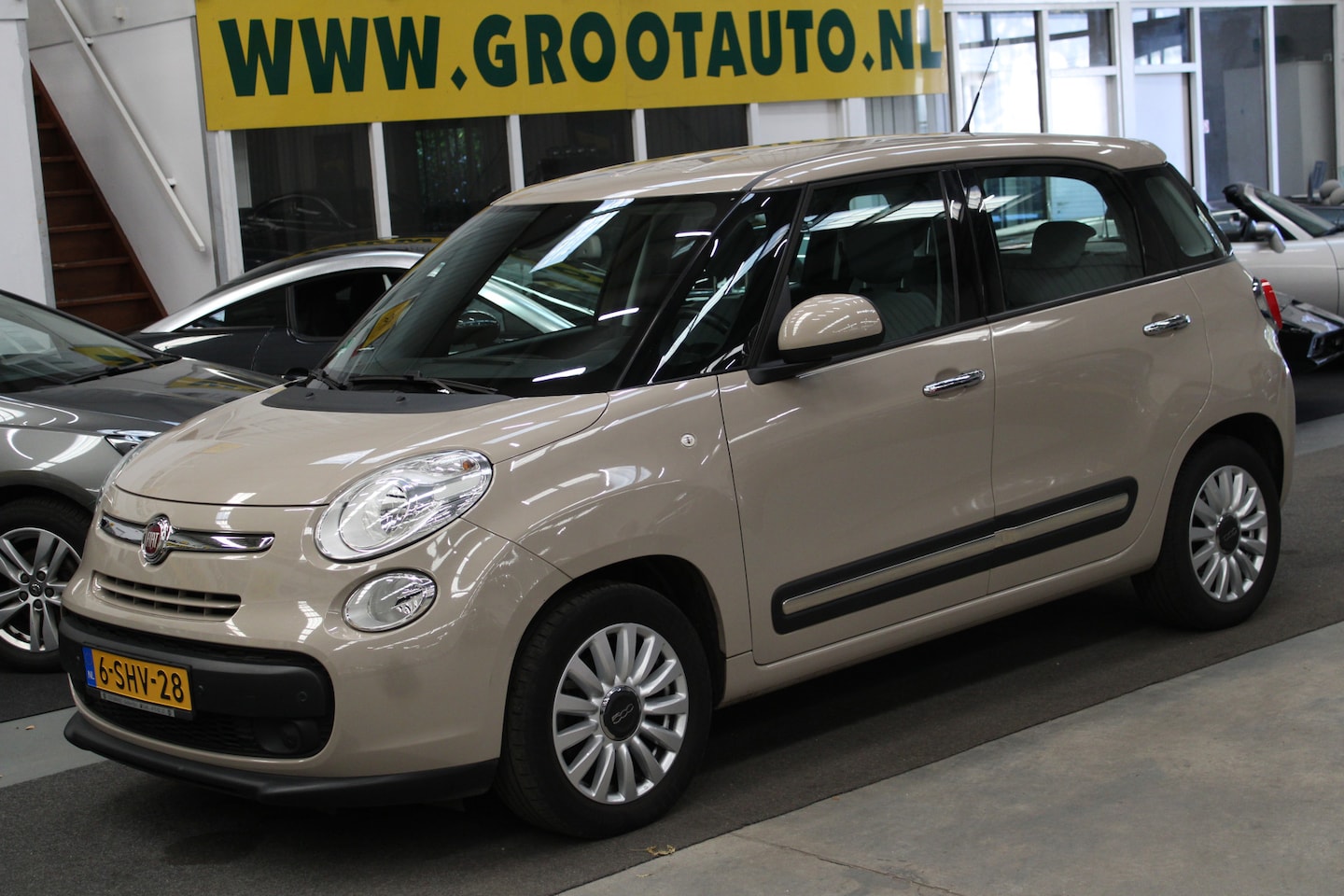 Fiat 500 L - 1.4-16V Easy Dealer onderhouden Airco, Cruise control, Stuurbekrachtiging - AutoWereld.nl