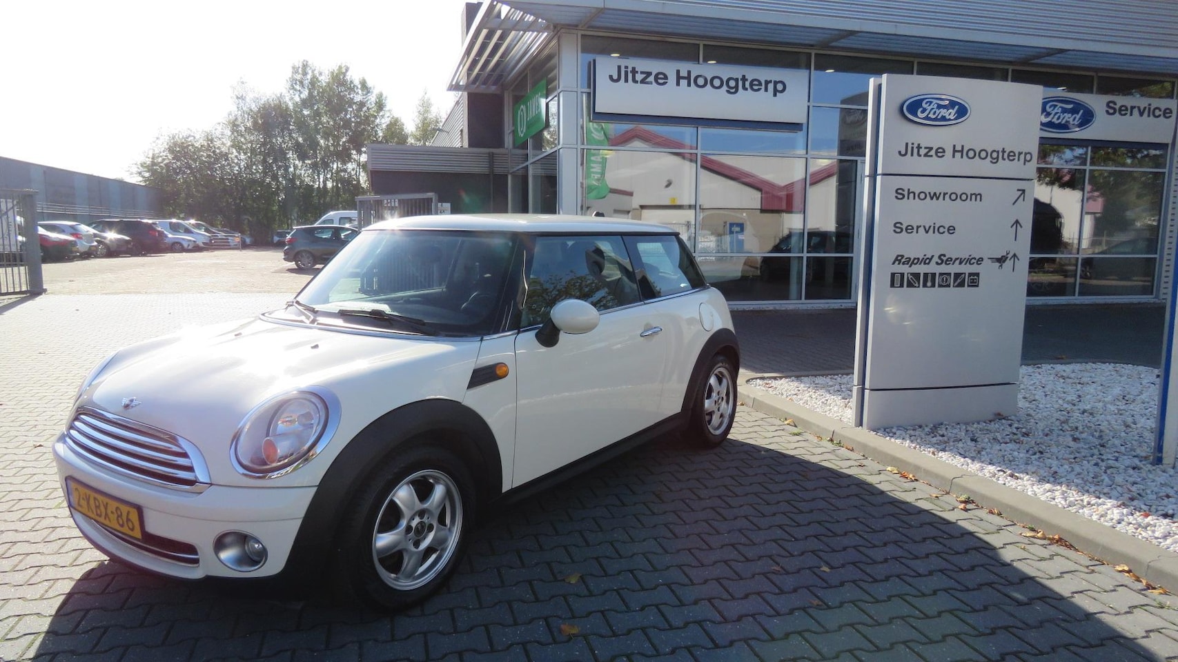 MINI Cooper - Mini 1.6 120 pk, ECC, Voorruitverw., 164016 km !! - AutoWereld.nl