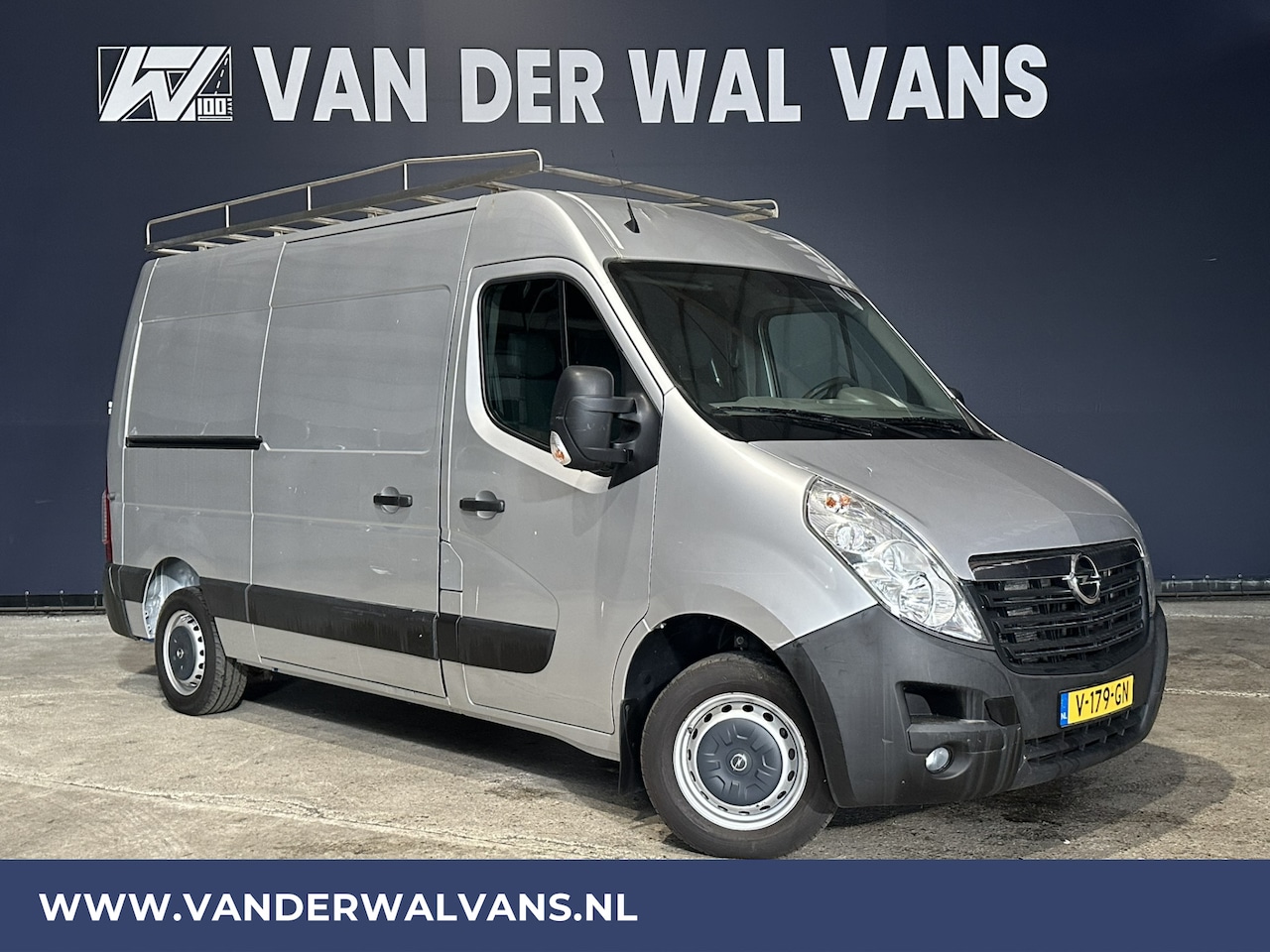 Opel Movano - 2.3 CDTI 131pk L2H2 Euro6 Airco | Imperiaal | Navigatie | 2500kg Trekhaak | Cruisecontrol - AutoWereld.nl