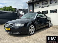 Audi A4 Cabriolet - 2.4 V6 Pro Line