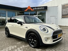 MINI Cooper - 1.5 Chili Panorama Navi Xenon Parkeersensoren