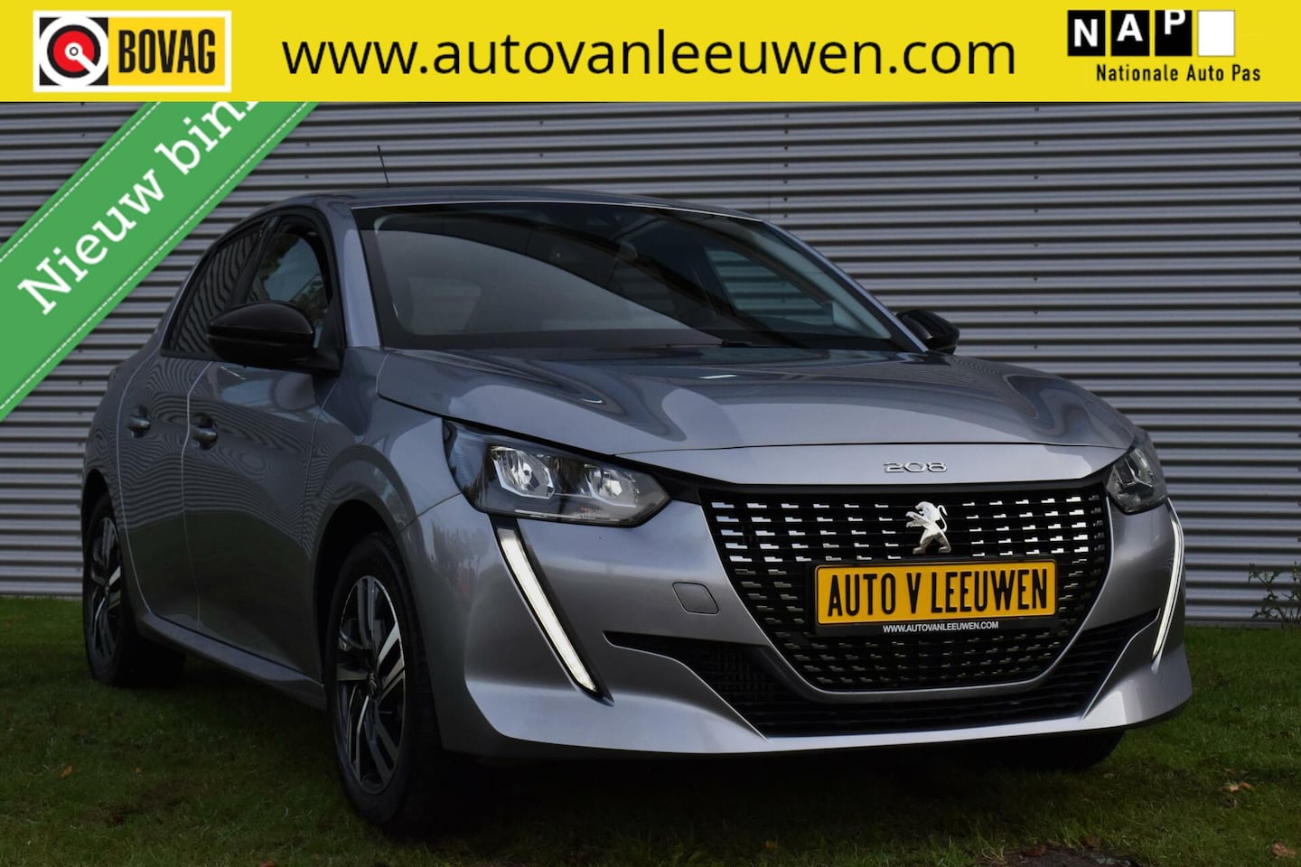 Peugeot 208 - 1.2 PureTech AUTOMAAT/CARPLAY ANDROID/PDC/CRUISE.C/ETC.! - AutoWereld.nl