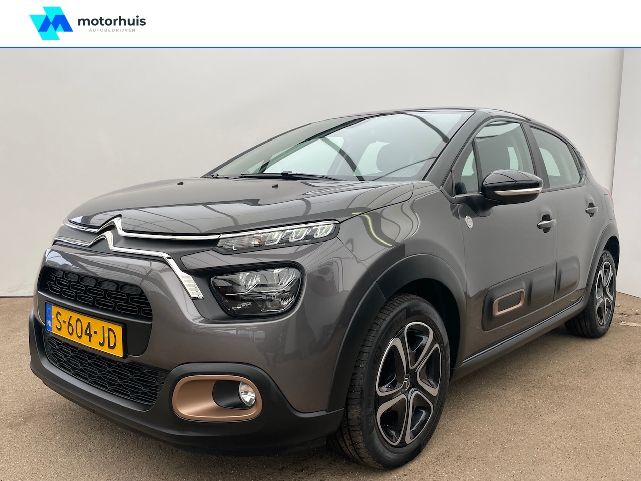 Citroën C3 - 1.2 83pk Feel Navi & CarPlay - AutoWereld.nl