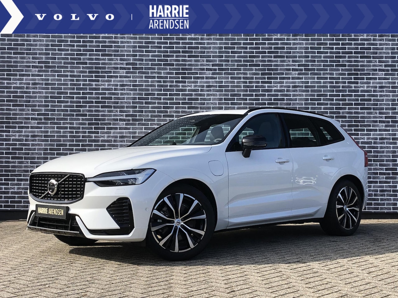 Volvo XC60 - Recharge T6 AWD Ultimate Dark | Bowers & Wilkins audio | Luchtvering | 360 camera | Trekha - AutoWereld.nl