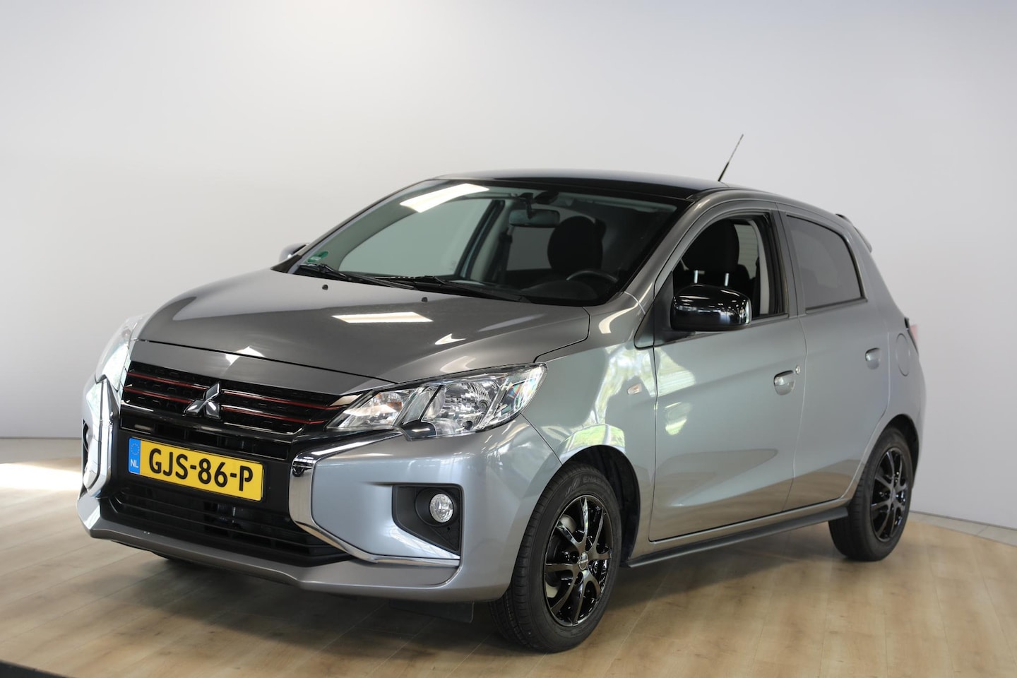 Mitsubishi Space Star - 1.2 Active | Stoelverwarming | Apple Carplay | Cruise - AutoWereld.nl