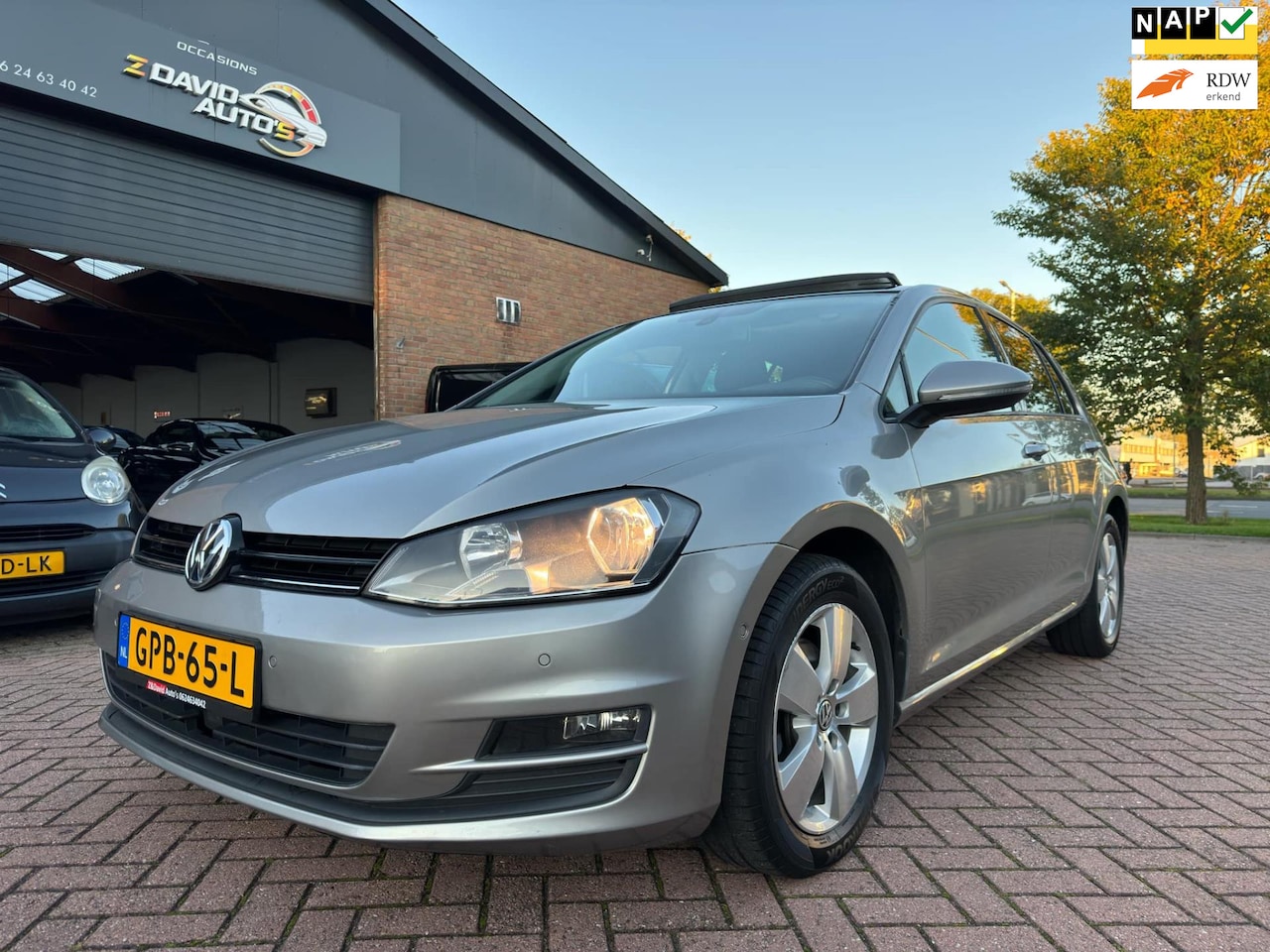 Volkswagen Golf - 1.4 TSI Business Edition R Connected Pano Navi - AutoWereld.nl