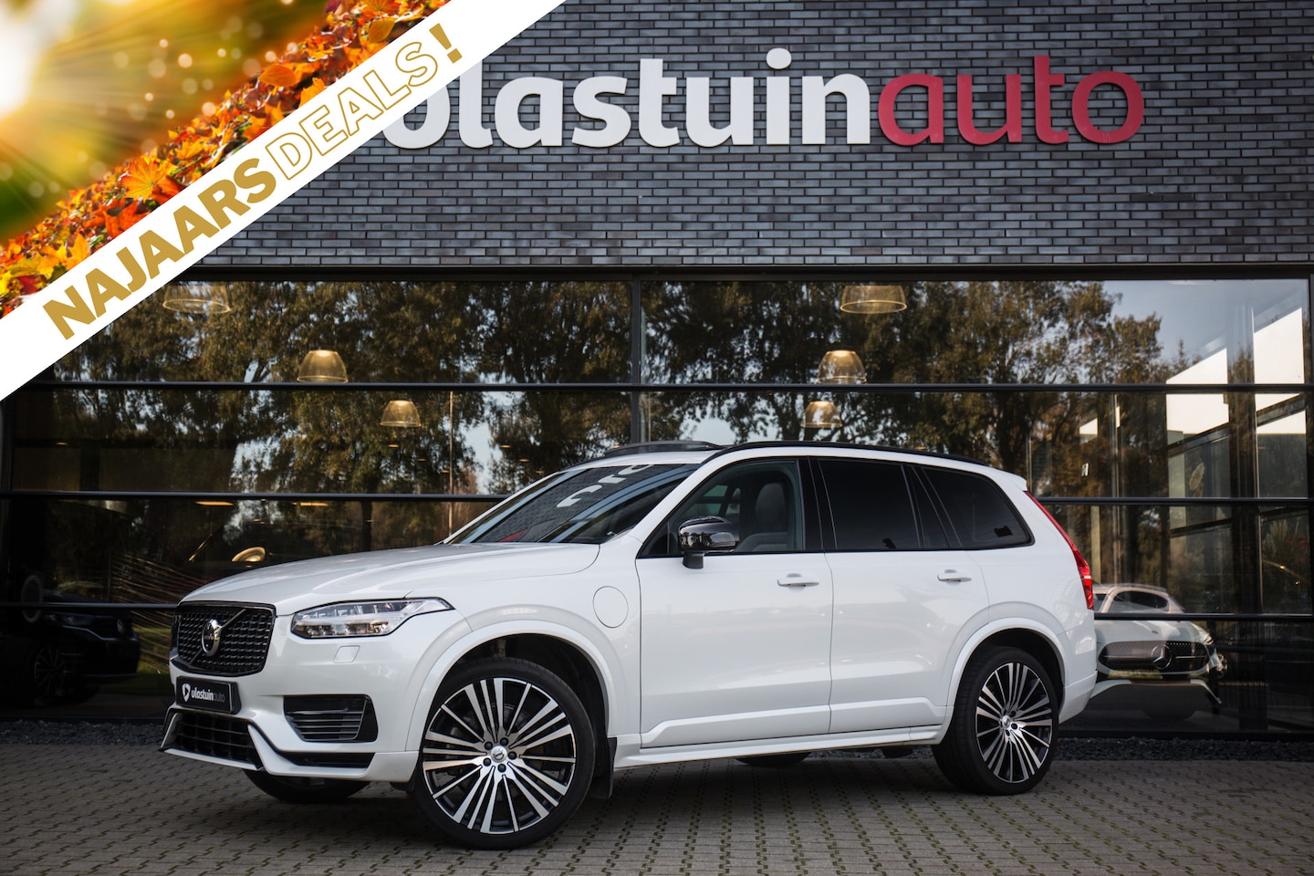 Volvo XC90 - 2.0 T8 Recharge AWD R-Design 2.0 T8 Recharge AWD R-Design , Pano dak, HUD, Harman/Kardon, Trekhaak, - AutoWereld.nl