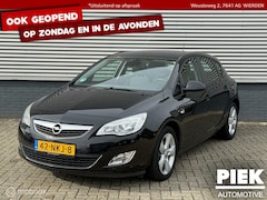 Opel Astra - 1.4 Turbo Cosmo TREKHAAK