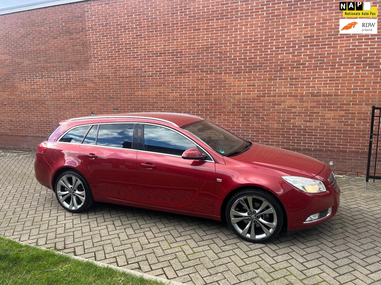 Opel Insignia Sports Tourer - 2.0 T Edition Automaat - AutoWereld.nl