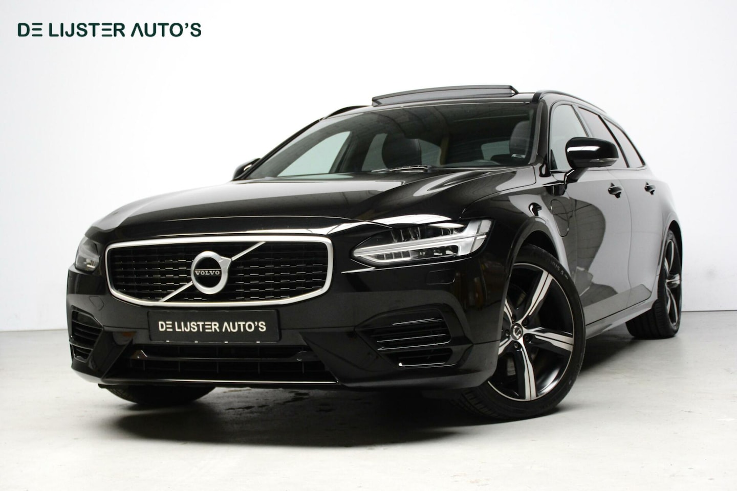 Volvo V90 - 2.0 T8 AWD R-Design 392 PK |PANORAMADAK, CARPLAY, ACC, HEAD UP, CAMERA, MEMORY, LED, PDC, - AutoWereld.nl