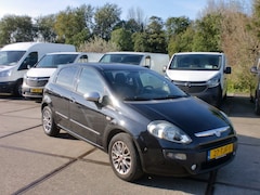 Fiat Punto Evo - 1.4 MULTI-AIR 77KW 5D LEASE€69 BJ2012 ZWART NAP